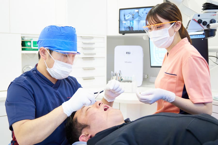 入れ歯やインプラントを避けるための根管治療